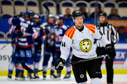 Brynäs Nicklas Danielsson deppar