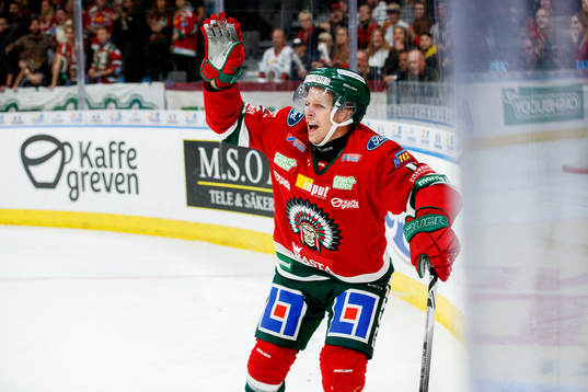 Frölundas Max Friberg blöder från benet