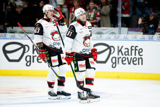 Malmö Redhawks Fredrik Händemark och Magnus Pääjärvi