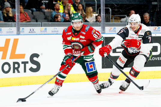 Frölundas Ryan Lasch och Malmö Redhawks Oliver Lauridsen