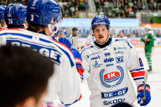 Oskarshamns Patrik Karlkvist jublar