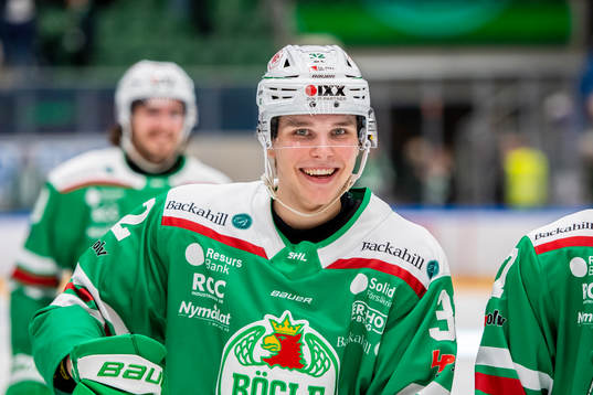 Rögles Oskar Hassel jublar