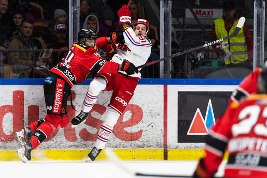Luleås Jonathan Andersson och Timrås Viktor Lodin