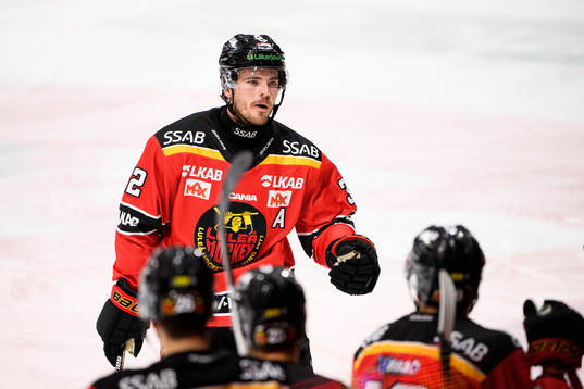 Luleås Oscar Engsund jublar