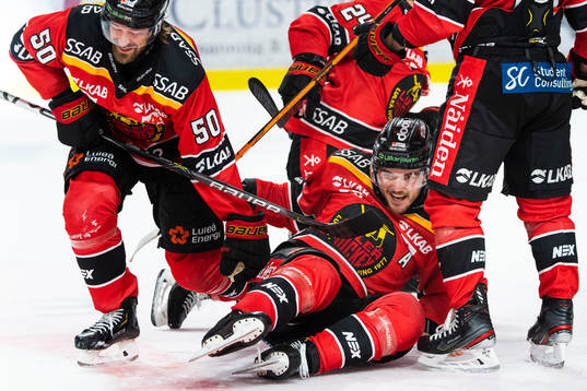 Luleås Oscar Engsund jublar