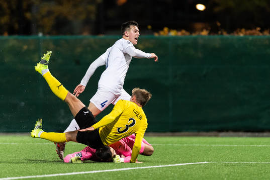 Lunds Carl Thulin och målvakt Emir Plakalo mot IFK Malmös