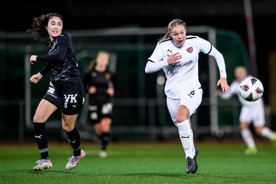 Umeås Cajsa Lundkvist och Rosengårds Tilde Björklund