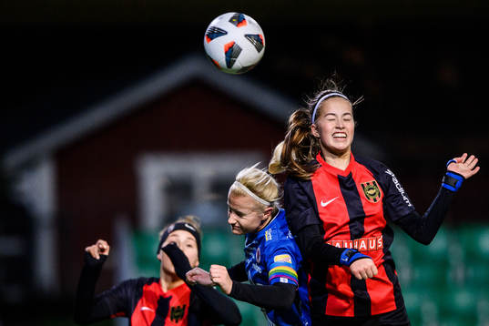 Örebros Clara Heiche och Brommapojkarnas Nora Oldmark