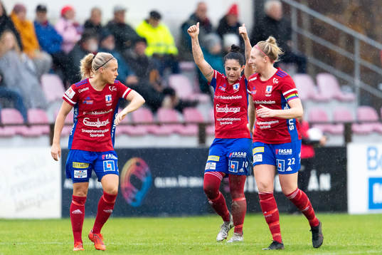 Vittsjös Vittsjös Fernanda Da Silva jublar