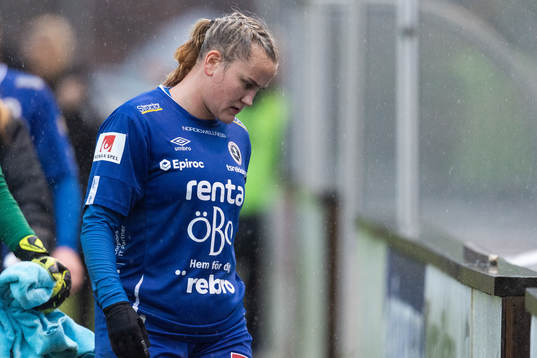Örebros Elin Pikkujämsä deppar