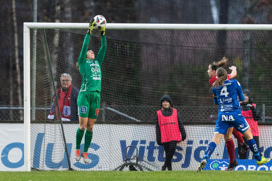 Örebros målvakt Tove Enblom
