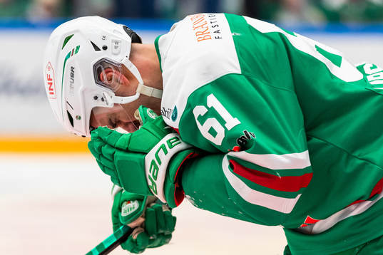 Rögles Ludvig Larsson har ont