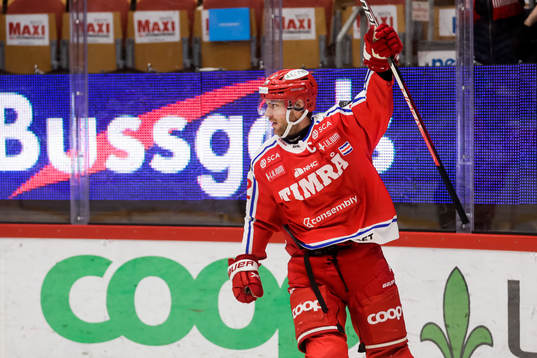 Timrås Christopher Liljewall jublar