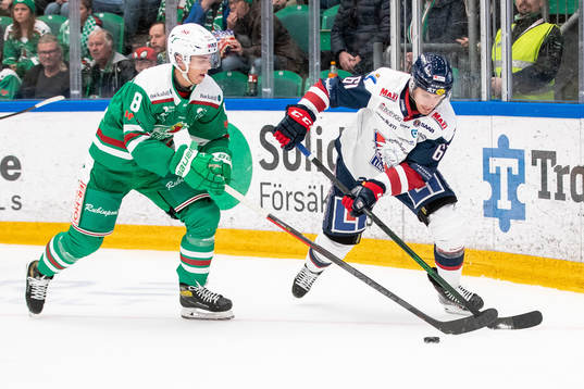 Rögles Samuel Johannesson och Linköpings Markus Ljungh