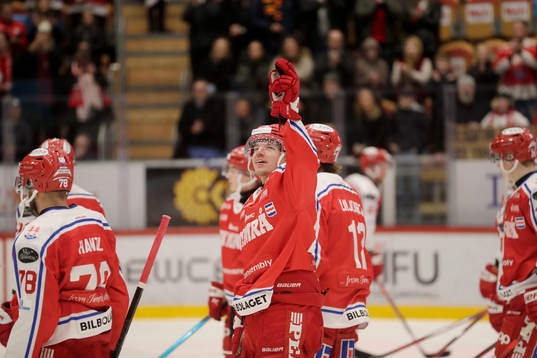 Timrås Morten Madsen jublar