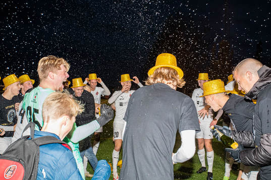 Firande med jubel