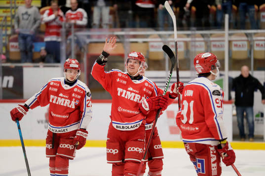 Timrås Morten Madsen jublar