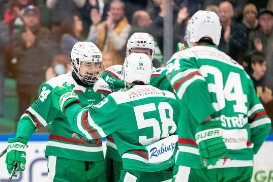 Rögles Marco Kasper jublar