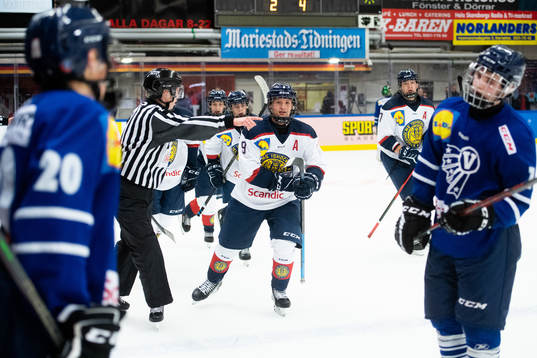 Stockholms Joakim Engholm jublar
