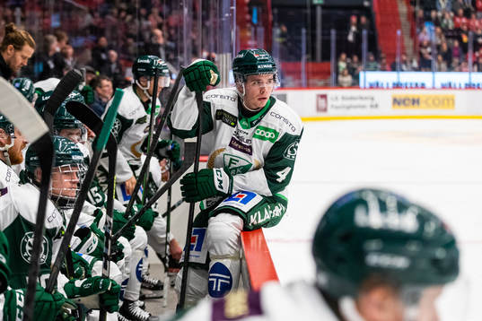 Färjestads Oscar Lawner deppar