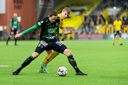 Varbergs Joakim Lindner och Elfsborgs Jeppe Møldrup Okkels