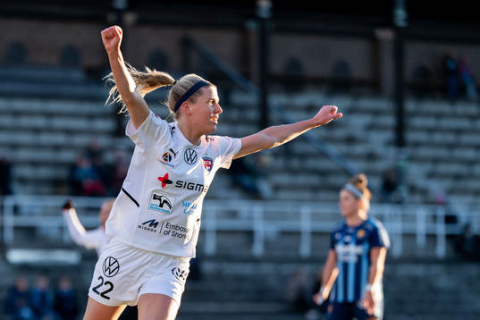 Rosengårds Olivia Schough jublar