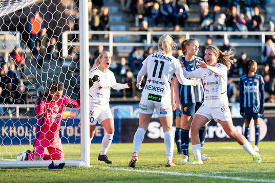 Djurgårdens målvakt Kelsey Daugherty  deppar