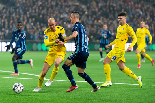 Halmstads Andreas Johansson och  Djurgårdens Haris