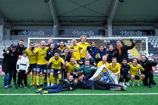 Ängelholm firar avancemanget till Division 1