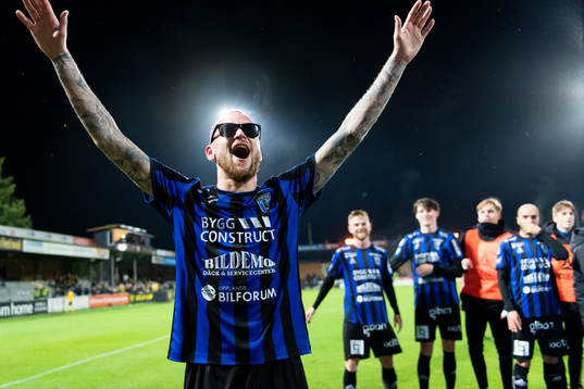 Bläddra bland fler bilder av Fotboll, Allsvenskan, Mjällby - Sirius