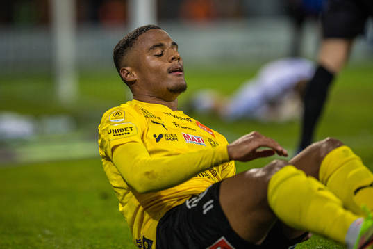 Mjällbys Amin Sarr  deppar