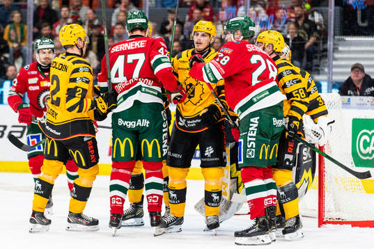 Frölundas Liam Dower Nilsson och Johan Sundström med