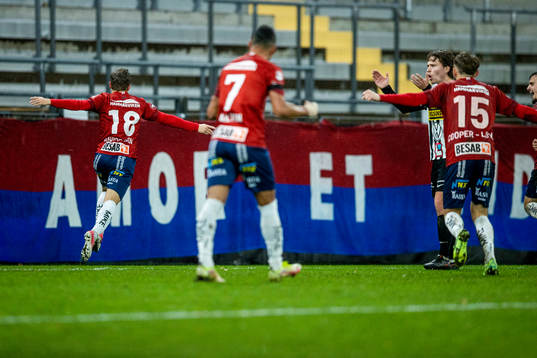 Örgrytes Anton Andreasson jublar