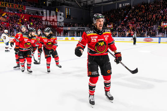Luleås Sami Lepistö jublar