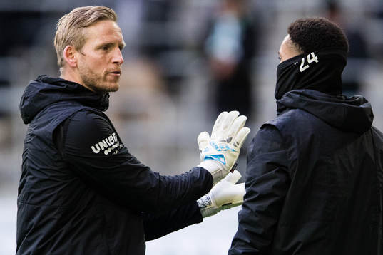 Hammarbys målvakt David Ousted och målvakt Oliver Dovin