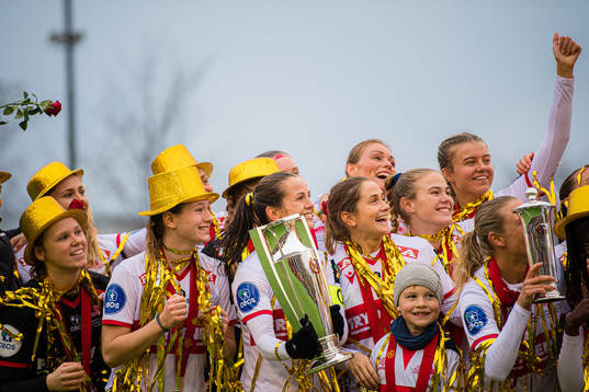 Sandra Stavenes, Elisabeth Terland, Tuva Hansen, Ingrid