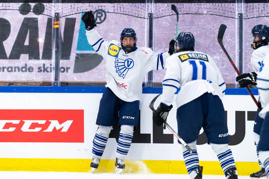 Västerbottens Joel Barrefjord jublar