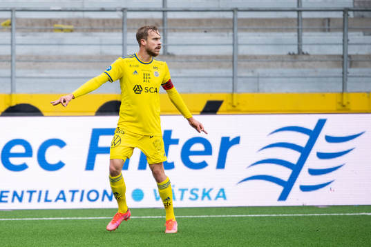 Sundsvalls Pontus Engblom jublar
