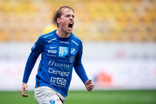 Norrbys Robin Strömberg jublar