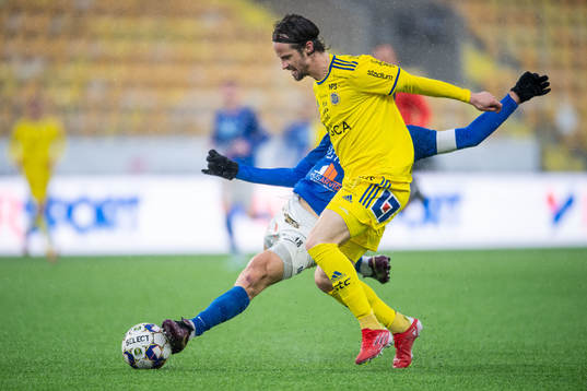 Norrbys Ivo Dominik Pekalski fäller Sundsvalls Linus