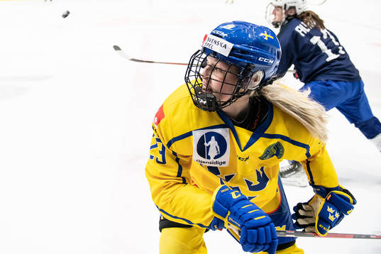 Olivia Carlsson of Sweden