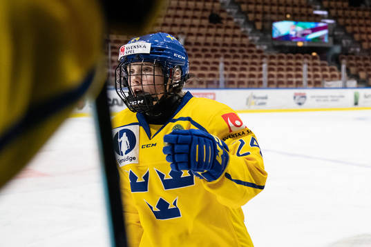 Felizia Wikner-Zienkiewicz of Sweden celebrates scoring 7-0