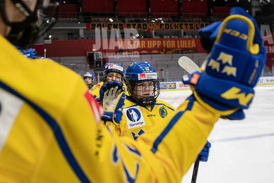 Emma Muren of Sweden celebrates