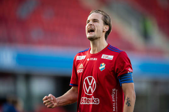 Bläddra bland fler bilder av Fotboll, Superettan, Öster - GAIS