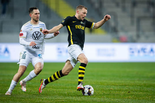 s Sebastian Larsson