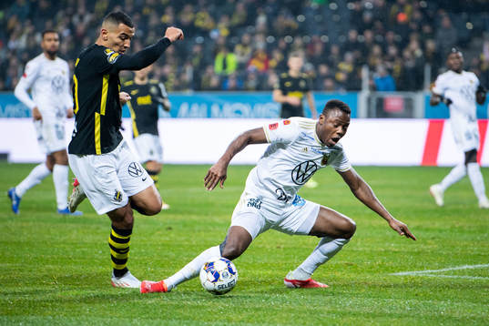 s Nabil Bahoui och Östersunds Patrick Kpozo