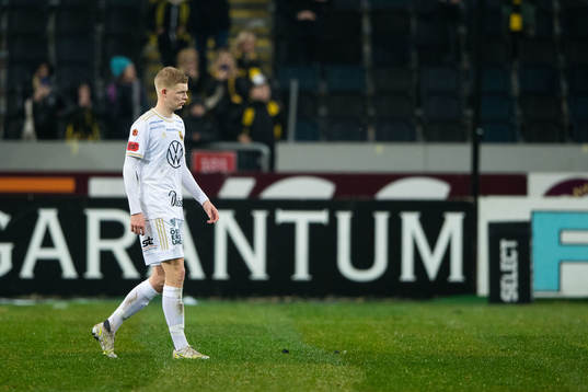 Östersunds Malcolm Stolt deppar