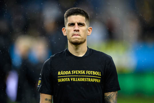 s Nicolas Stefanelli