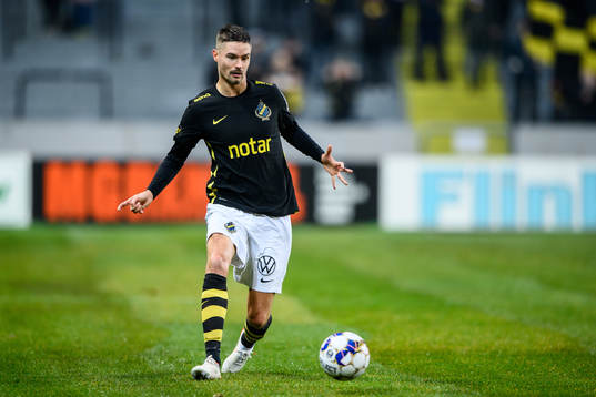 s Mikael Lustig