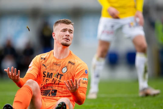 AFC Eskilstunas Alexander Ahl Holmström deppar